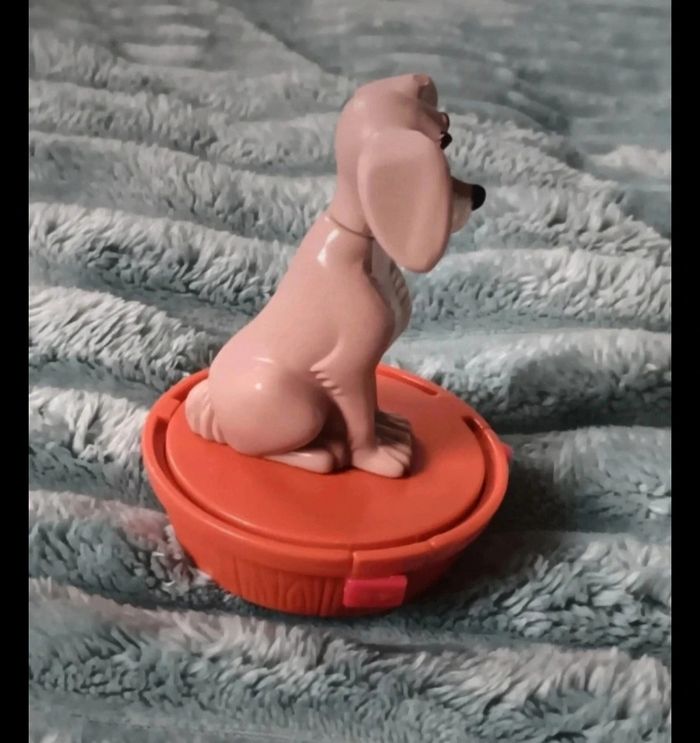 Figurine clochard disney la belle et le clochard macdonald - photo numéro 2