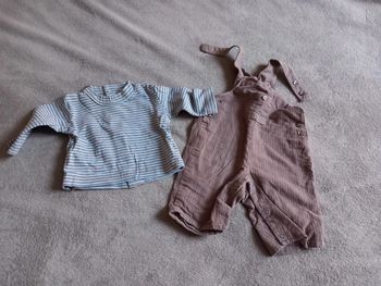 Ensemble Salopette et T-Shirt Taille 1 mois