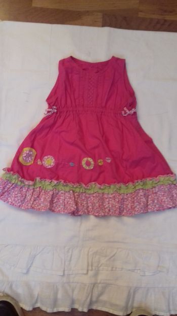 1 robe sans manche fille 18 mois 