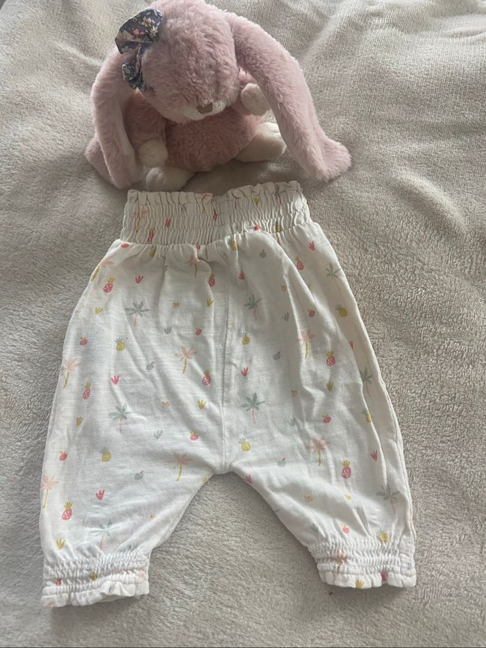 Sarouek bébé fille