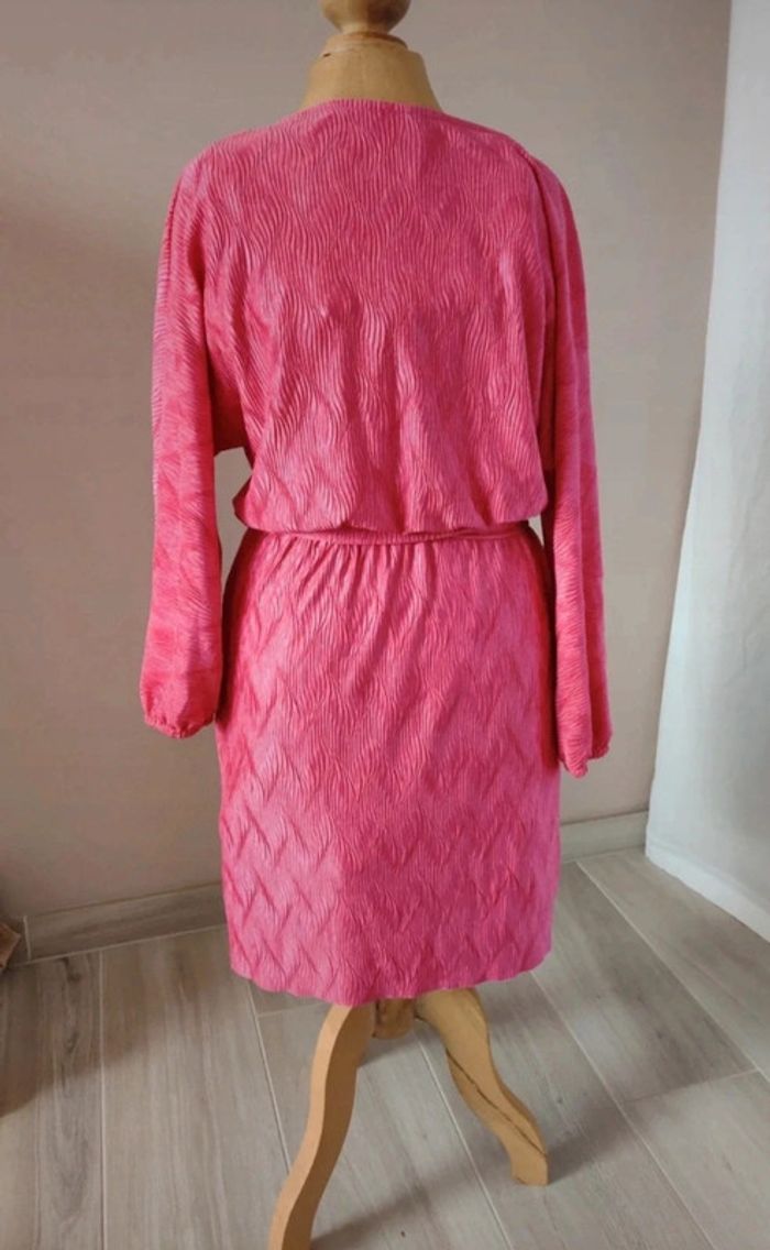 Robe fushia - photo numéro 4