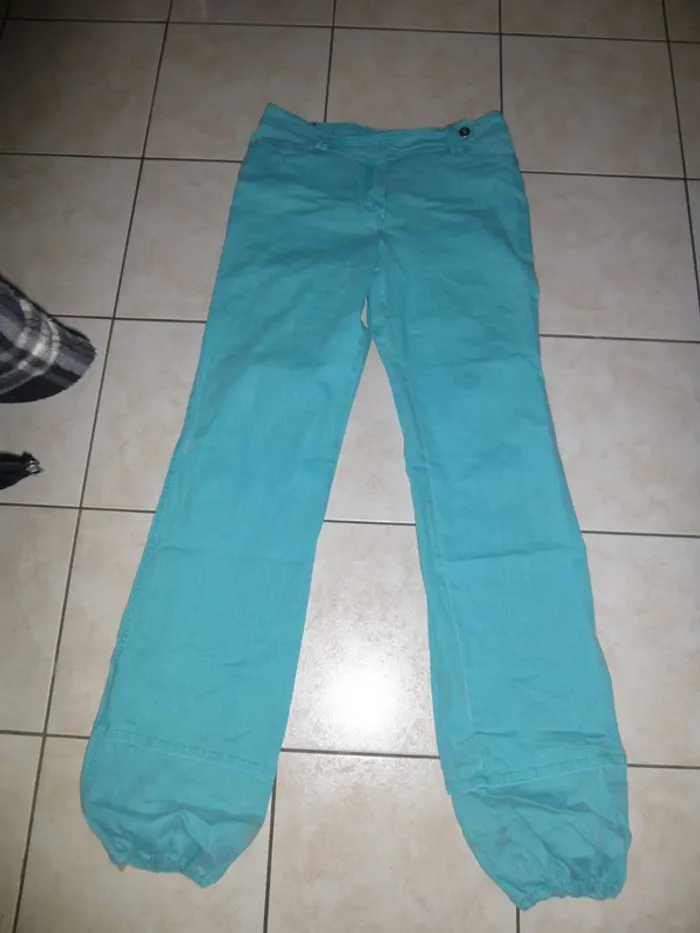 pantalon jean baggy bleu turquoise M&S mode taille 42