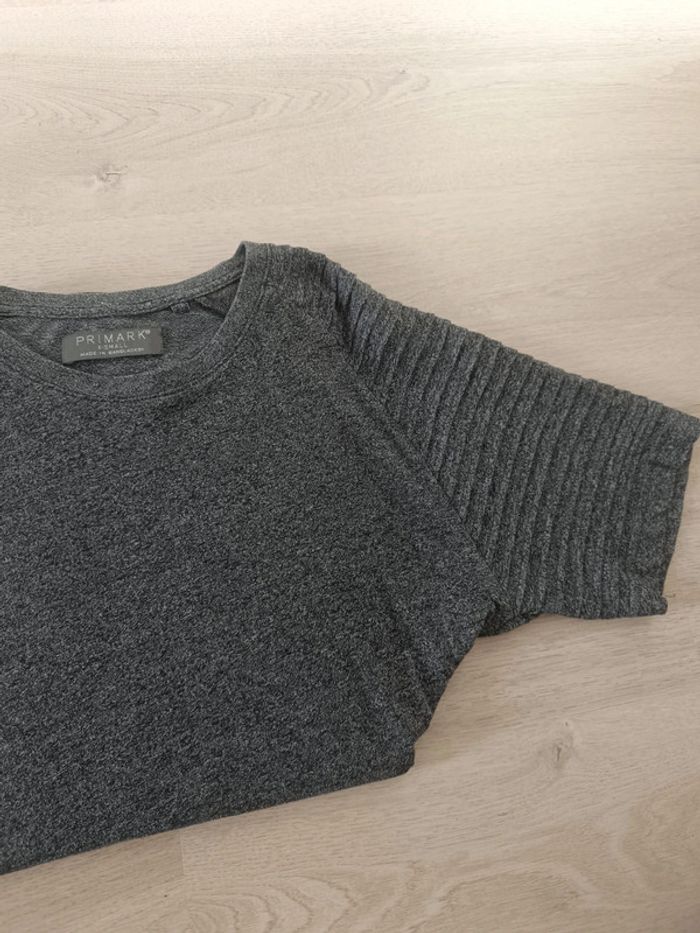 Lot de 3 Tshirts taille XS - photo numéro 4