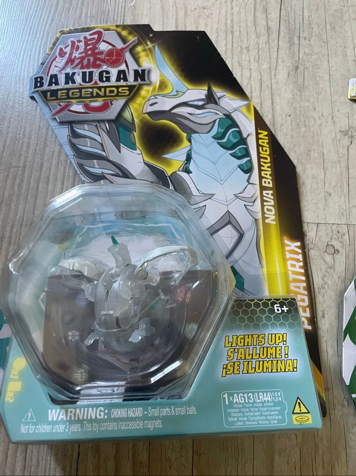 Lot de 2 bakugan legends - photo numéro 2