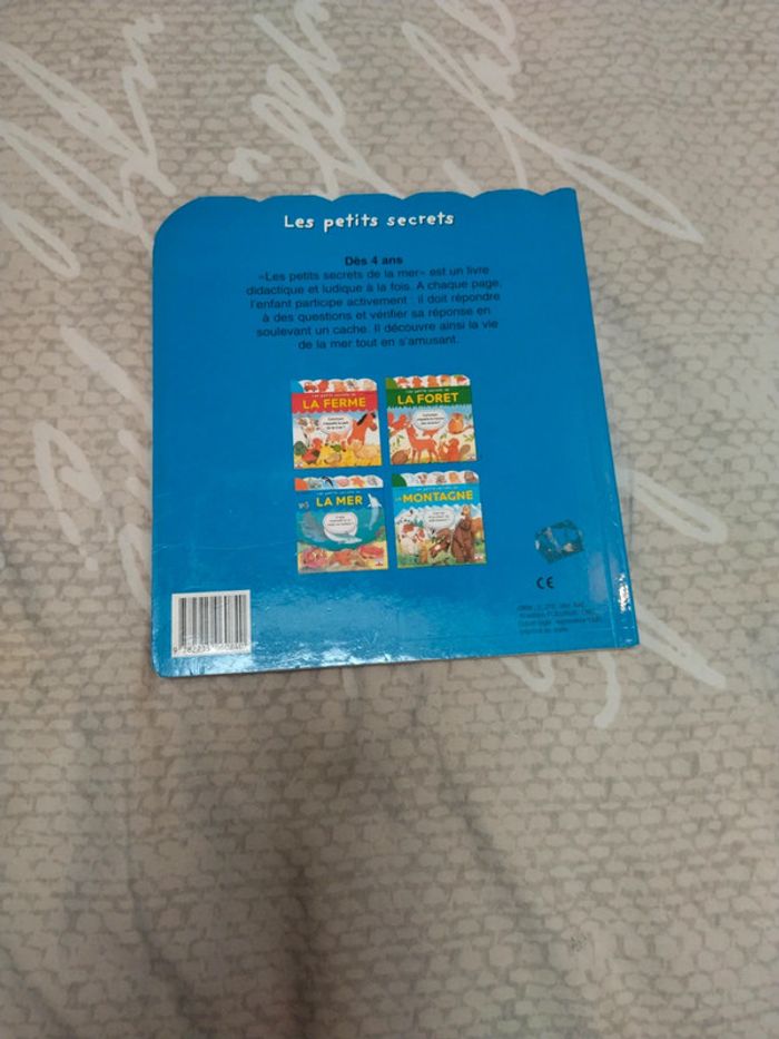 Livre les petits secrets de la mer - photo numéro 2