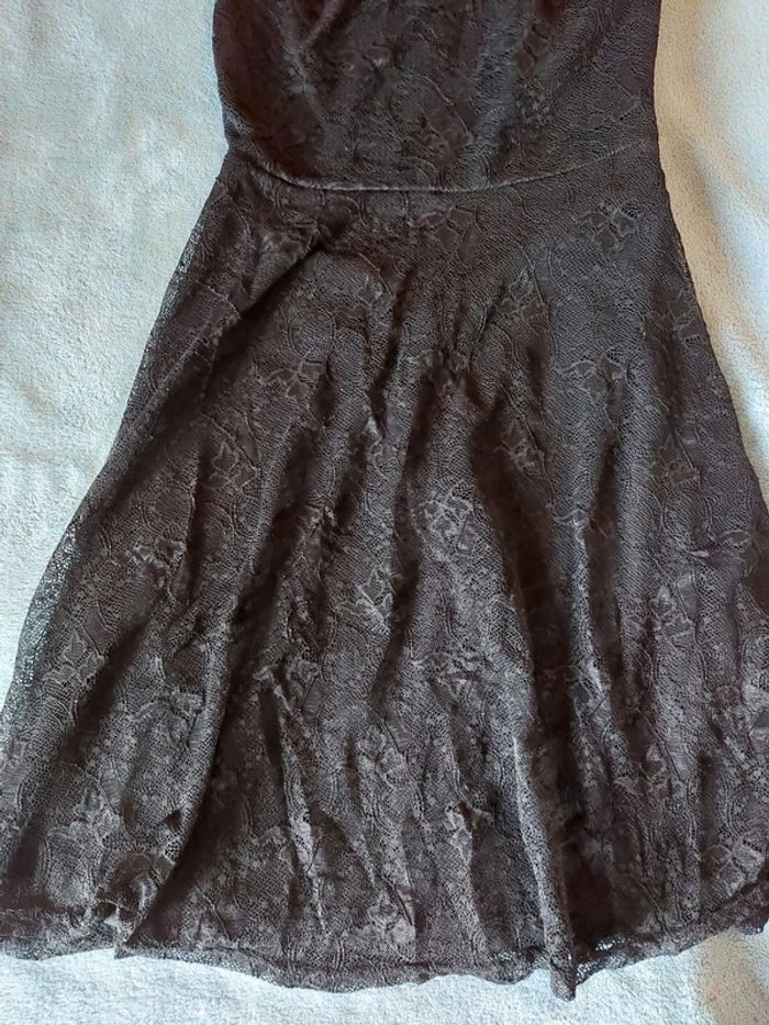 Jennyfer - petite robe noire T.S - photo numéro 3