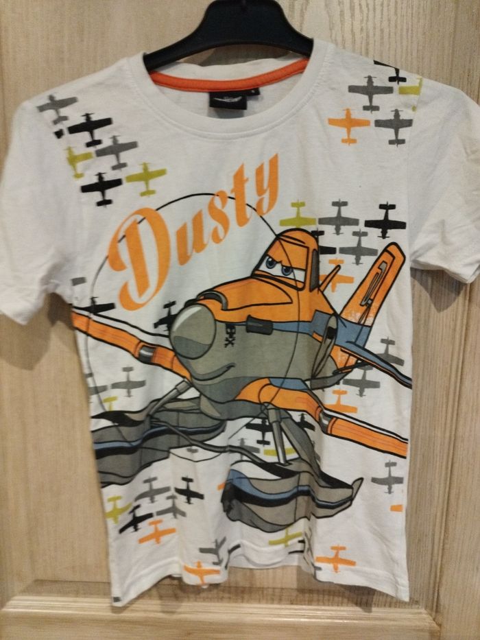 T shirt planes