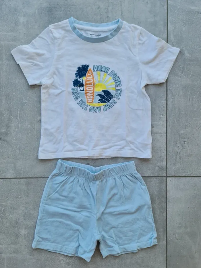 Pyjashort pyjama été t-shirt manches courtes 3-4 ans