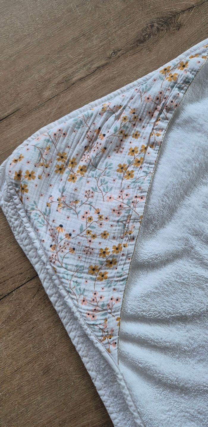 Cape de bain Les Juliette neuve 🌸 - photo numéro 2