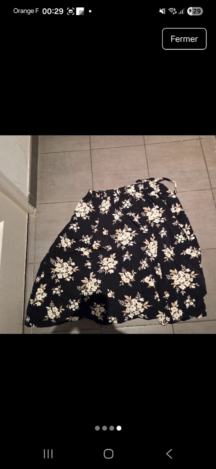 Jupe portefeuille noir a fleur vintage - photo numéro 8