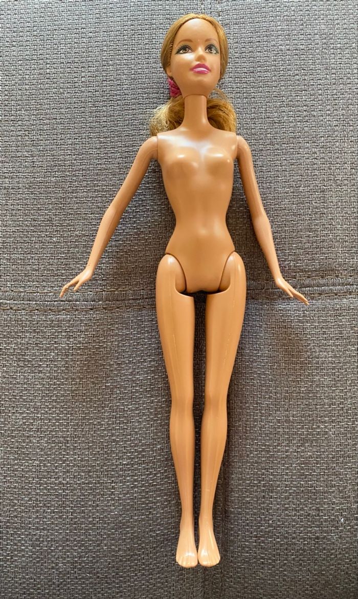 Poupée Barbie - photo numéro 1
