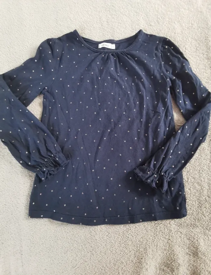2 Tee-shirt manches longues Gémo 8 ans - photo numéro 2