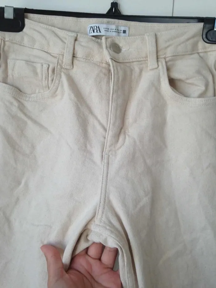 Jean taille haute jambes droites S 36 Zara - photo numéro 5