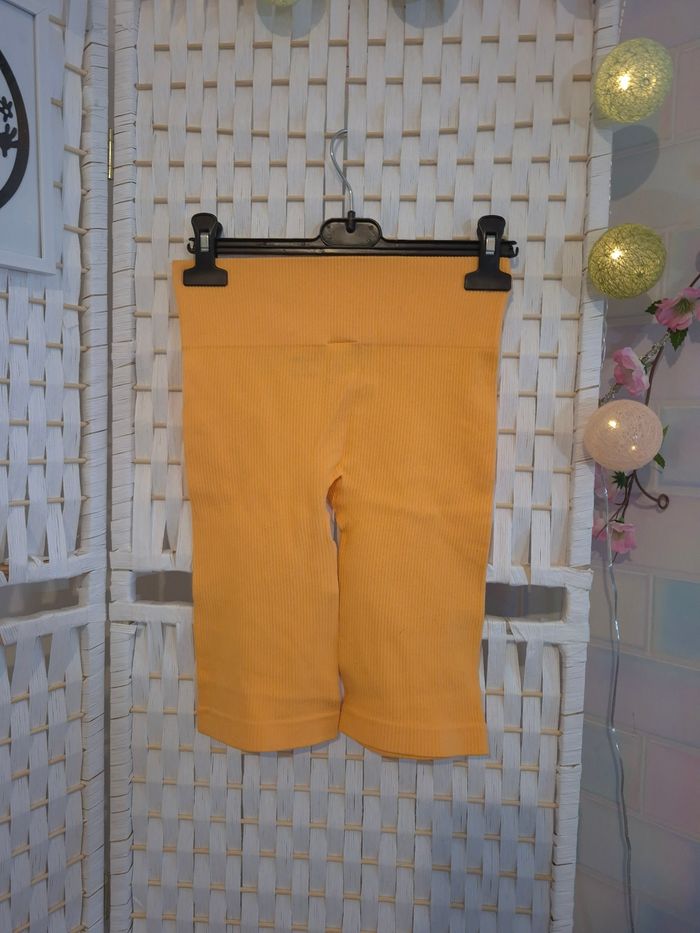 🔸joli short cycliste côtelé Kiabi femme TS/ 36🔸 - photo numéro 2