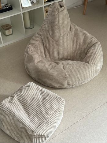 Pouf avec repose pied