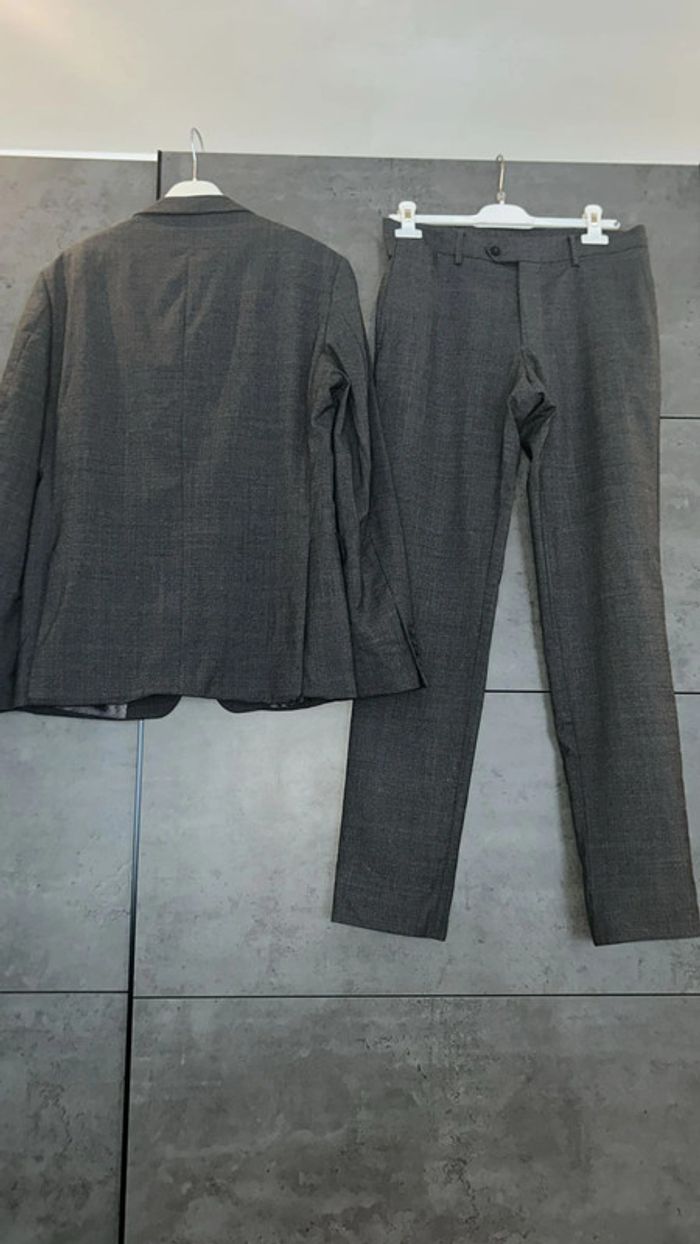 Ensemble costume gris taille 50 - photo numéro 2