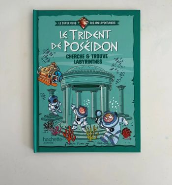 📚 Livre neuf – Le Trident de Poséidon – Cherche et Trouve / Labyrinthe📚