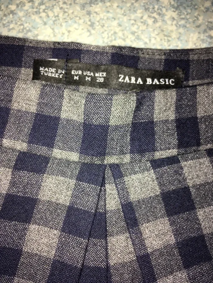 Magnifique Short Zara en M 38 en excellent état - photo numéro 2