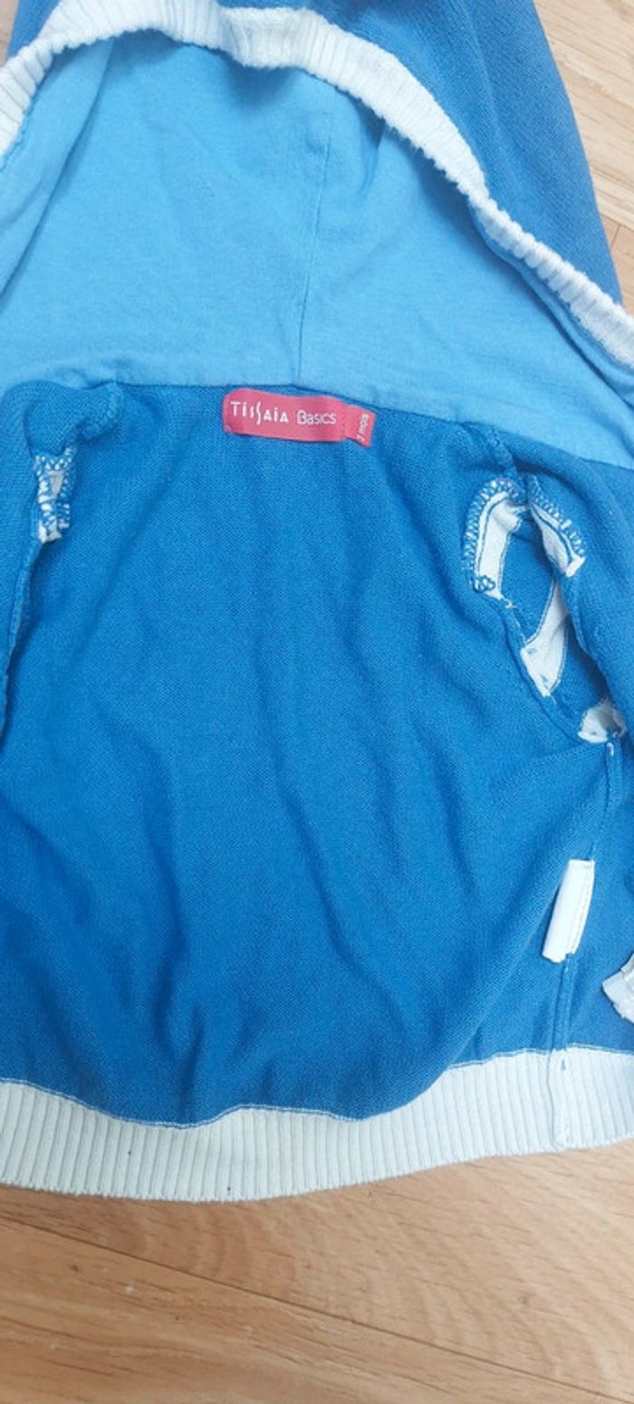 Veste taille 3 mois jamais portée - photo numéro 4