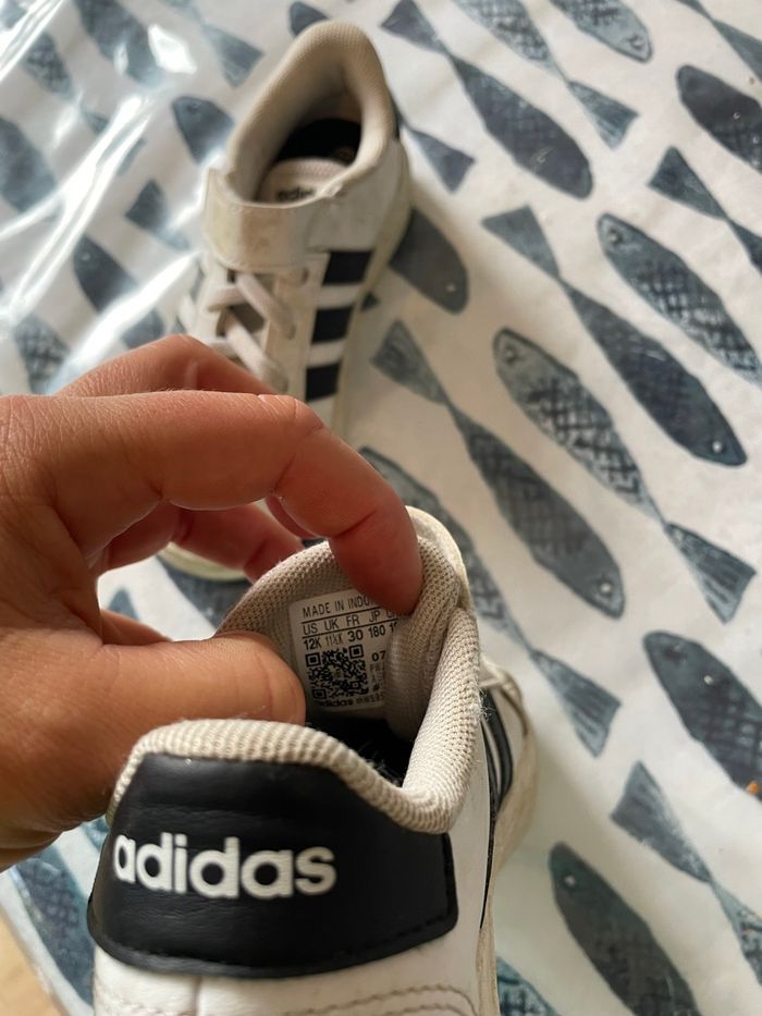 Chaussure adidas - photo numéro 3