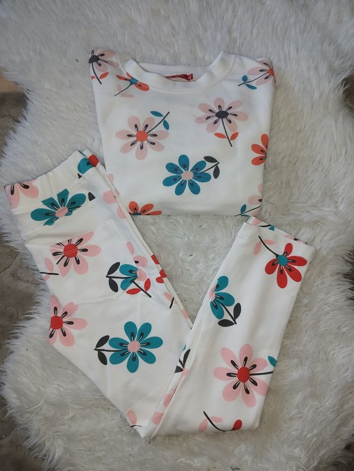 Ensemble sweat et son jeggings