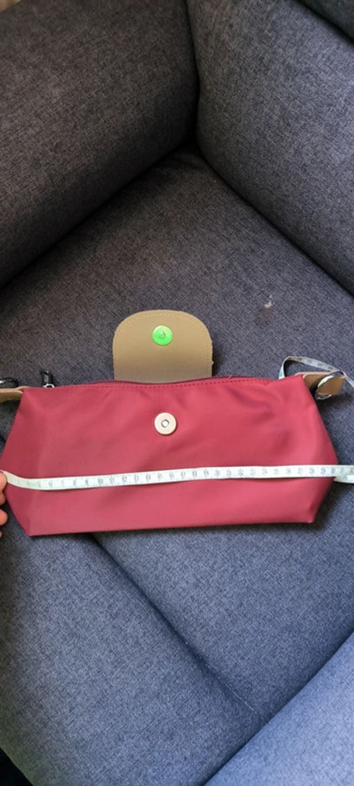 Sac à bandoulière de très bonne qualité avec compartiment - photo numéro 13