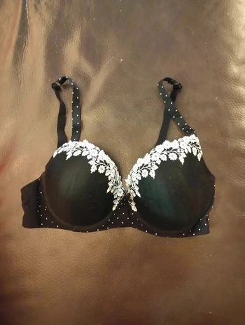 Soutien-gorge noir et blanc Promise bonnets coques 95E