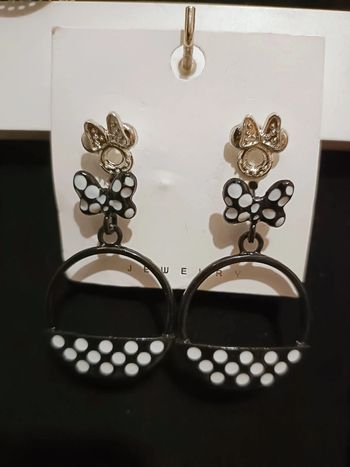 2 Boucles d'oreilles style noeud de Minnie