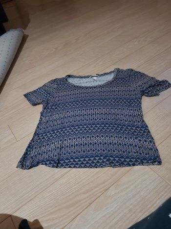 Tee shirt