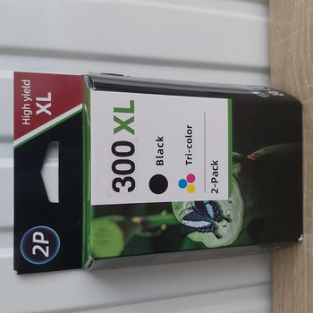 Pack de deux cartouches d'encre compatibles hp 300 XL -Noire + Tricolore-