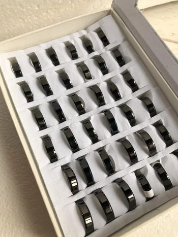 Lot de 36 bagues en acier inoxydable noir