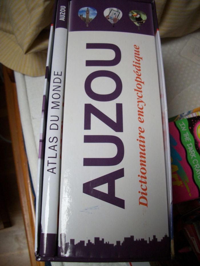 dictionnaire auzou neuf et atlas du monde