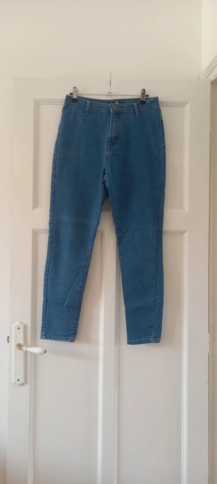 Jean bleu taille haute boohoo 38