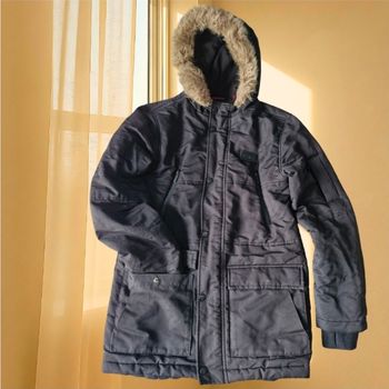 Très beau manteau à capuche multi-poches