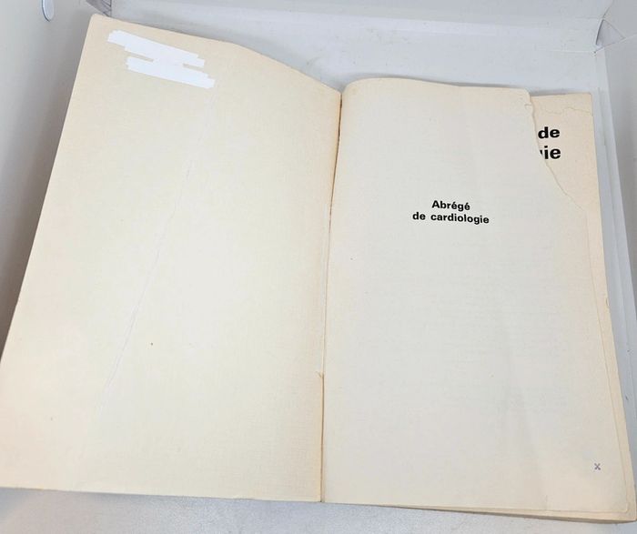 "Cardiologie", de R. Rullière.
Abrèges.
Masson.
388 pages.
ISBN : 2.225.64306.7 - photo numéro 3