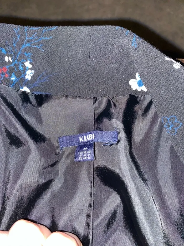 Veste / blaser Kiabi en très bon état - photo numéro 4