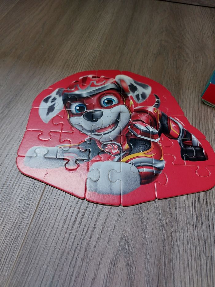 Lot de puzzles - photo numéro 2