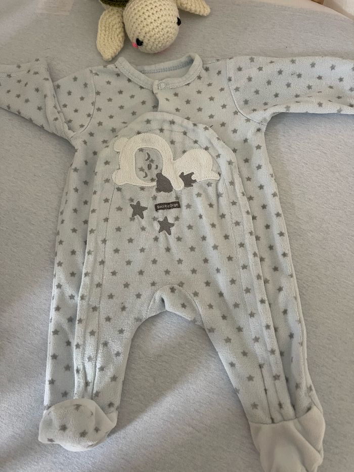 Pyjamas/grenouillère - photo numéro 2