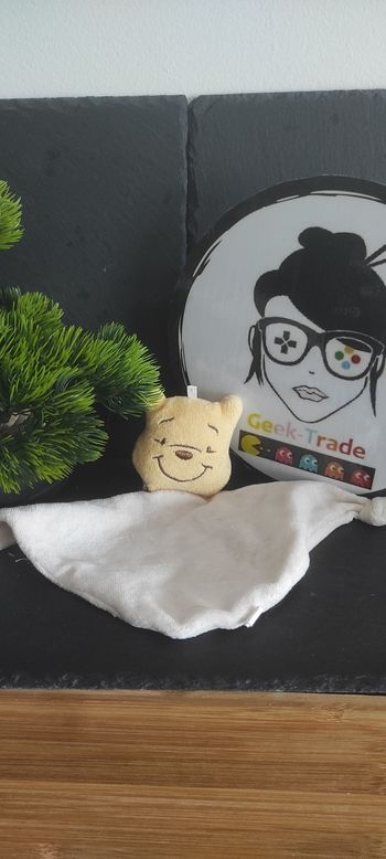 doudou Winnie L'ourson Disney The Pooh Triangle Jaune Blanc Crème Noeud Ancien