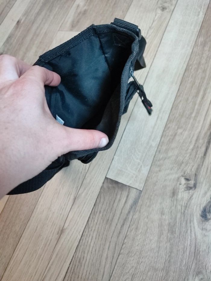 Pochette - photo numéro 4