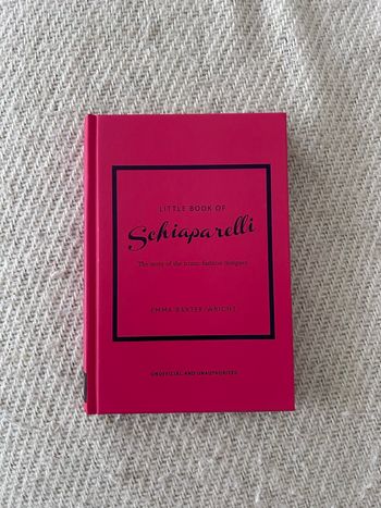 My little book Schiaparelli