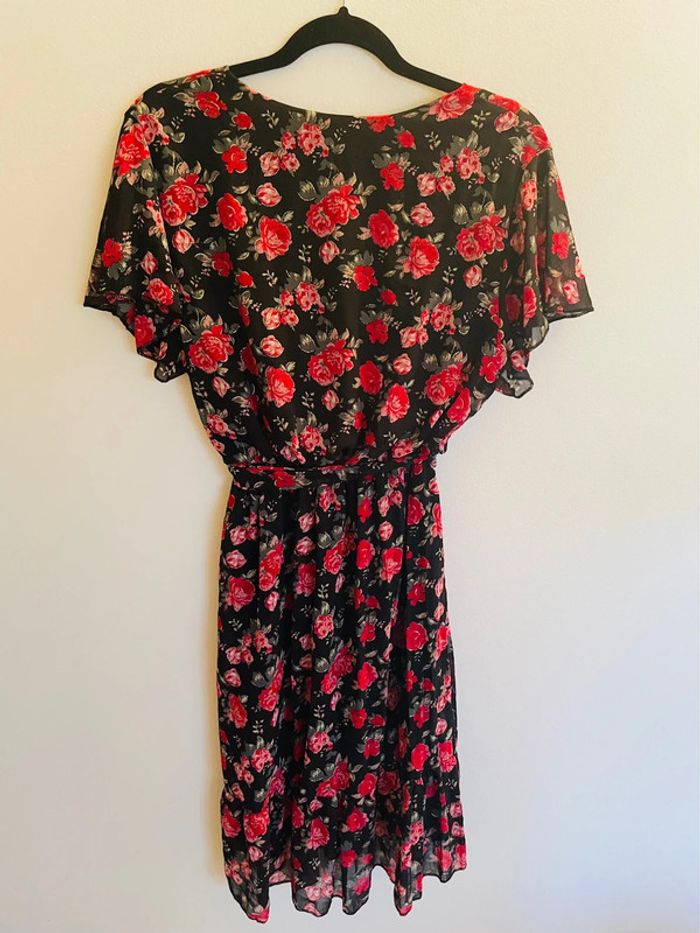 Robe à fleurs ceinturée neuve Made in France - photo numéro 5