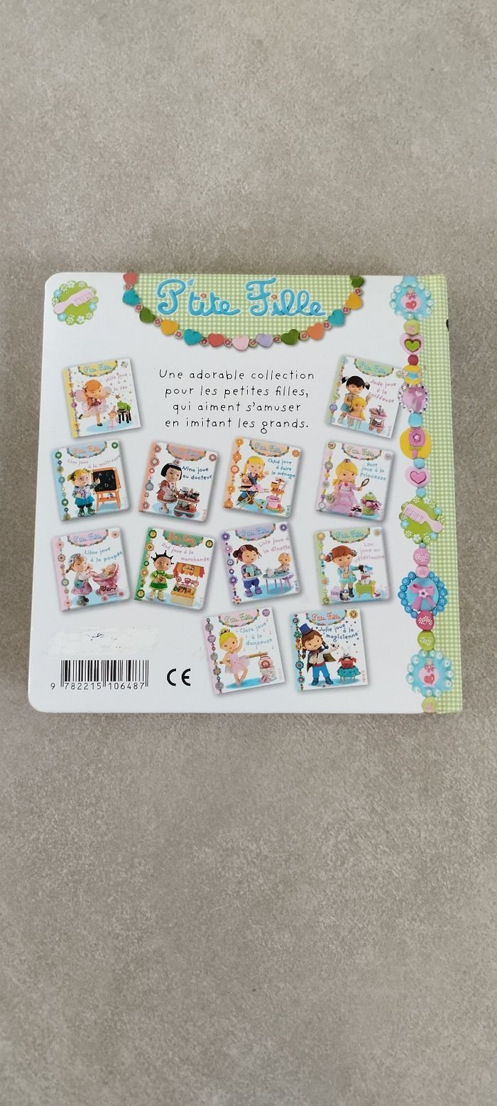 Livre cartonnée jade joue à la coiffeuse fleurus - photo numéro 2