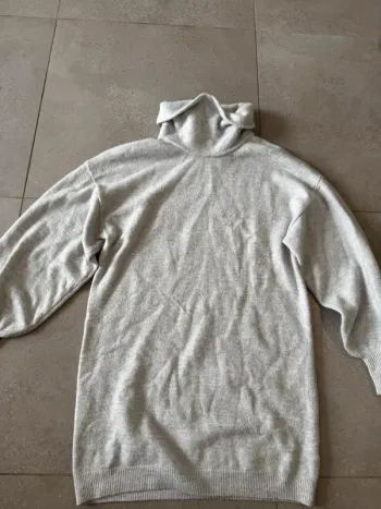 Robe en pull gris asos, taille 38, très bon état