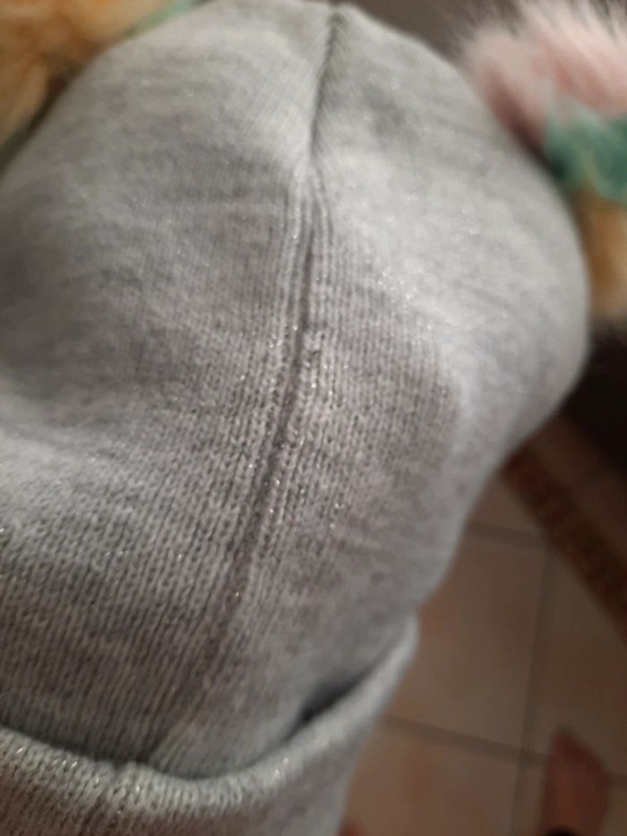 Joli bonnet avec deux pompon multicolore - photo numéro 5