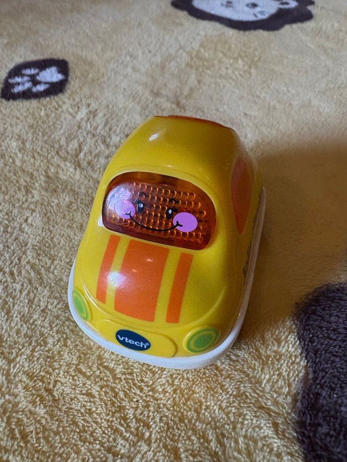 Tutut bolide capucine la jolie citadine - photo numéro 3