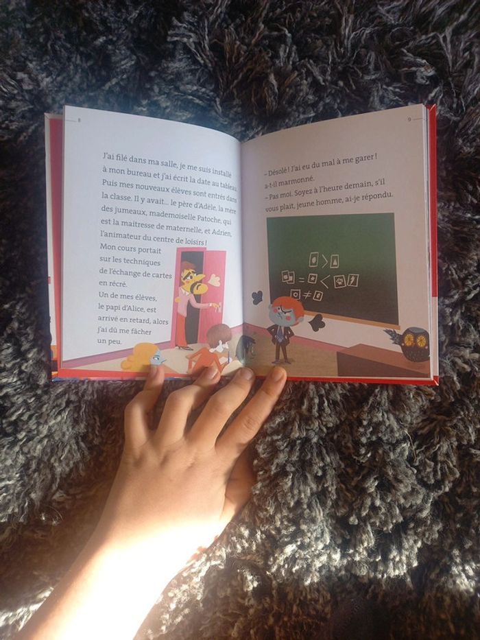 Livre "l'école a l'envers " - photo numéro 3