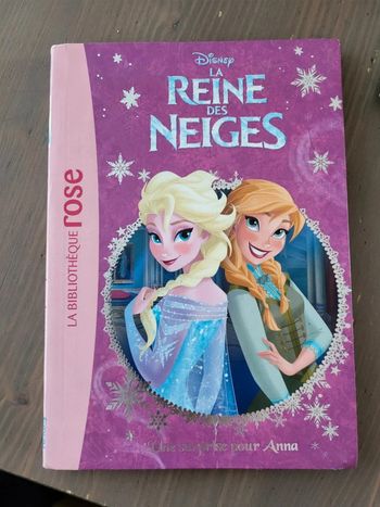 Livre La reine des neiges numéro 5 -Une surprise pour Anna - bibliothèque rose