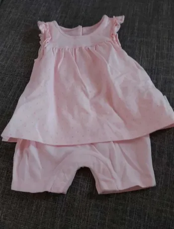 Combishort neuve 3 mois