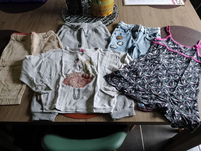 Lot de vêtements fille 6 ans